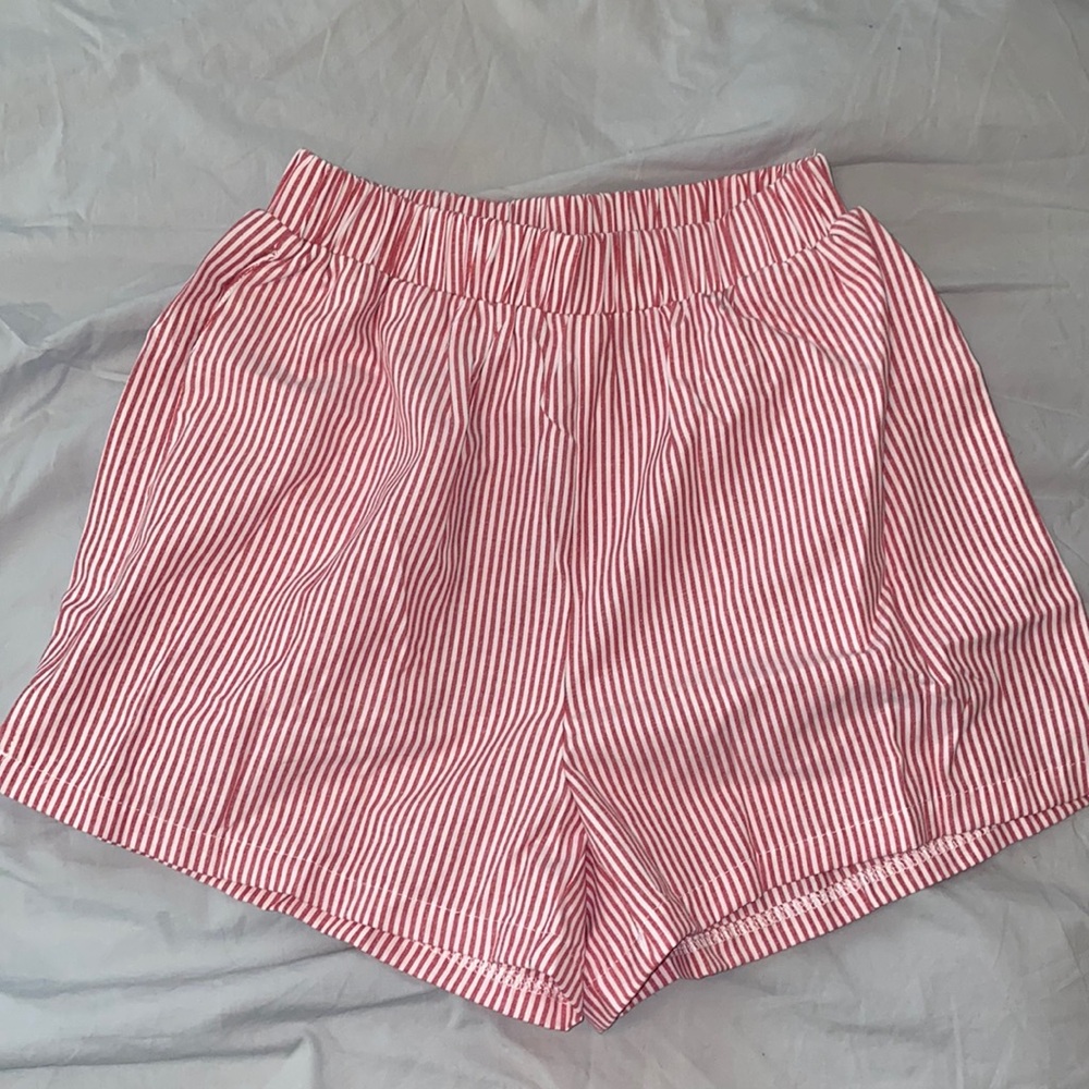 Floerns XS 52%cotton 48% polyester striped red and white high waisted shorts